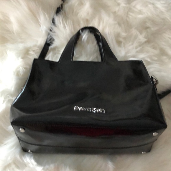 ✨Calvin Klein shiny black purse. Silver zipper. ✨ - Picture 2 of 7